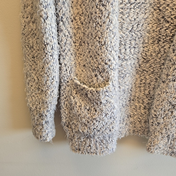 Atmosphere 6 Small Soft Gray White Cardigan Sweater - Picture 2 of 4